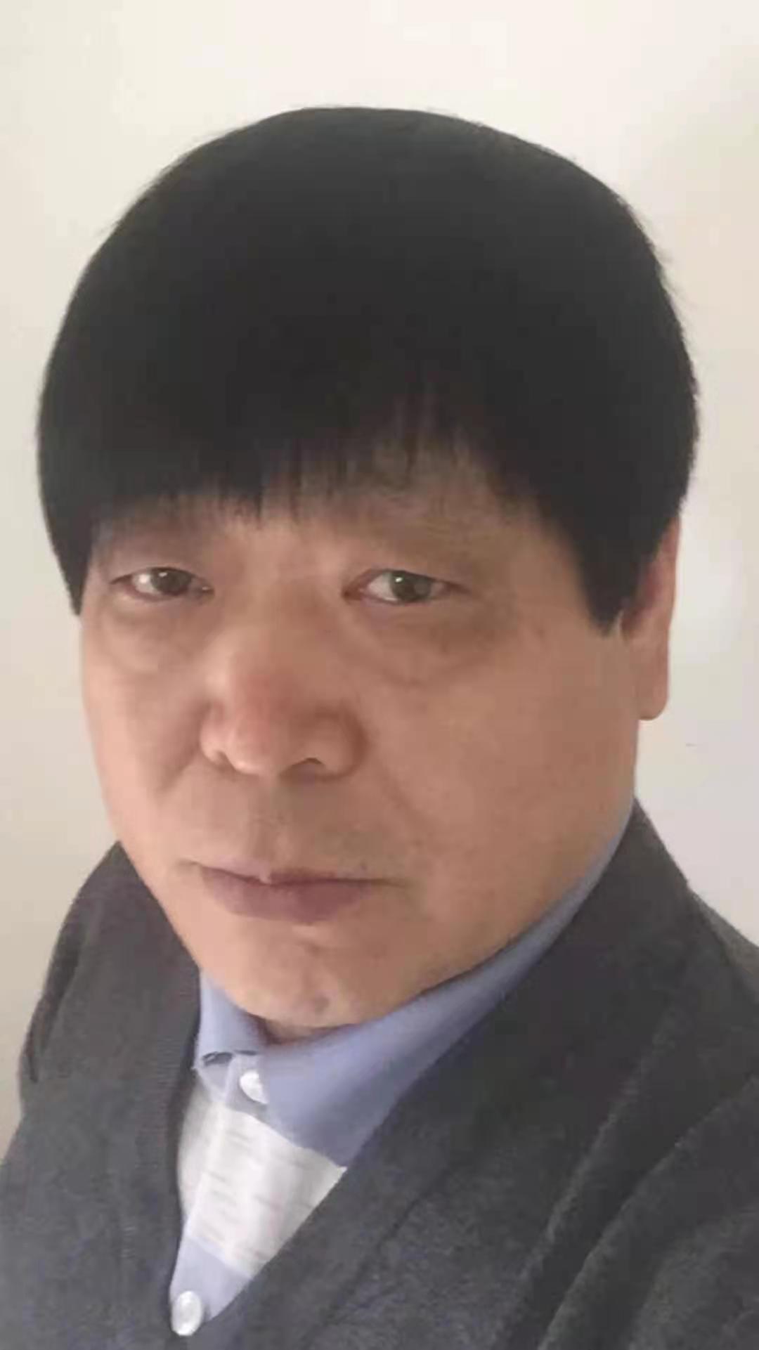 王宏.jpg