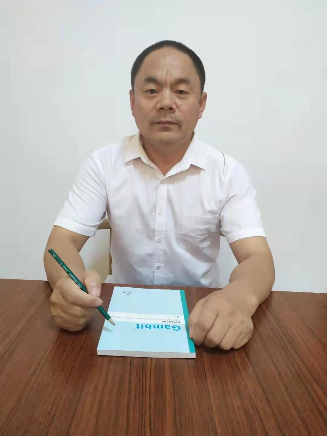 丁新桥.jpg